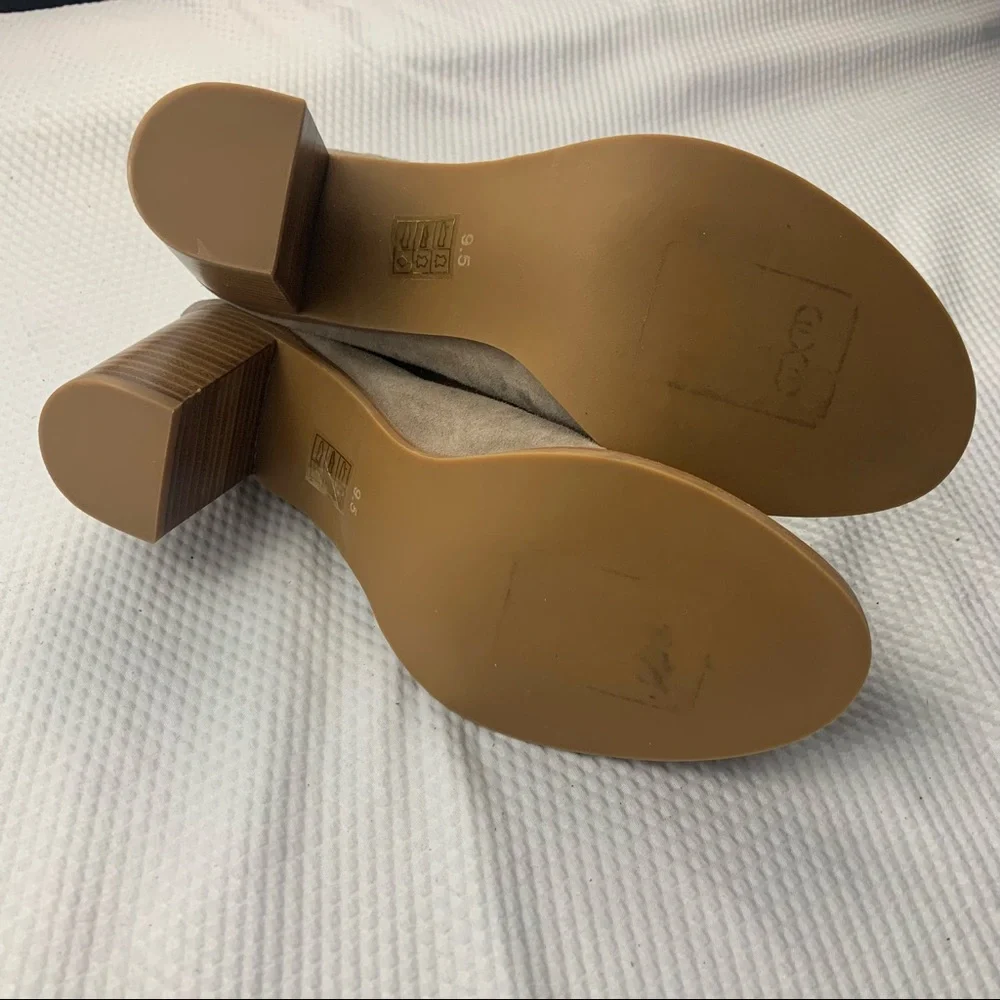 Jefferey Campbell lace up bootie - Picture 6 of 15